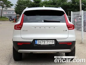 Volvo XC40, 2022 — миниатюра 4