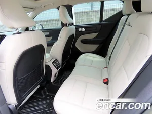 Volvo XC40, 2022 — миниатюра 6