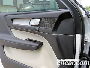Volvo XC40, 2022 — миниатюра 11