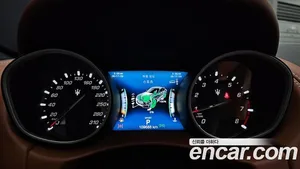 Maserati Levante, 2018 — миниатюра 11