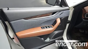 Maserati Levante, 2018 — миниатюра 14