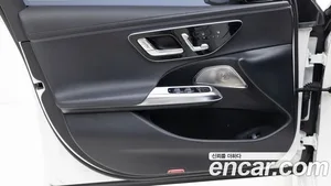 Mercedes-Benz E-Class, 2025 — миниатюра 11