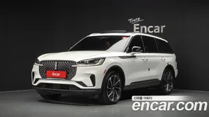 Lincoln Aviator, 2025 — миниатюра 1