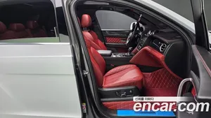 Bentley Bentayga, 2018 — миниатюра 11
