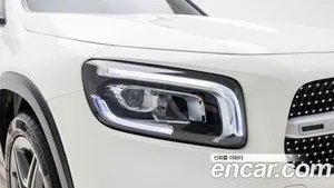 Mercedes-Benz GLB-Class, 2022 — миниатюра 11
