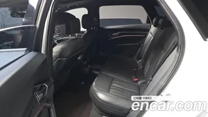 Audi e-tron, 2020 — миниатюра 12