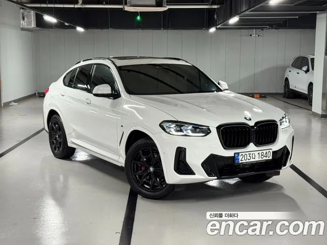 BMW X4, 2022 — фото автомобиля из Кореи
