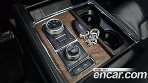 Ford Expedition, 2021 — миниатюра 9