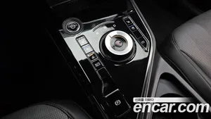 Kia Niro, 2022 — миниатюра 9