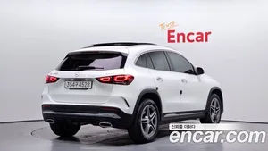 Mercedes-Benz GLA-Class, 2022 — миниатюра 2