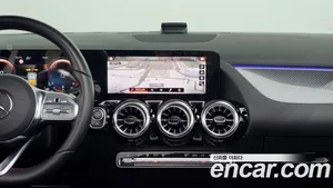 Mercedes-Benz GLA-Class, 2022 — миниатюра 13