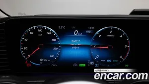 Mercedes-Benz GLE-Class, 2022 — миниатюра 8