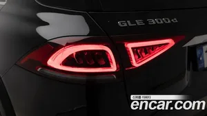Mercedes-Benz GLE-Class, 2022 — миниатюра 19