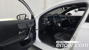 Mercedes-Benz A-Class, 2021 — миниатюра 13