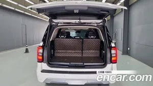 Ford Expedition, 2021 — миниатюра 18