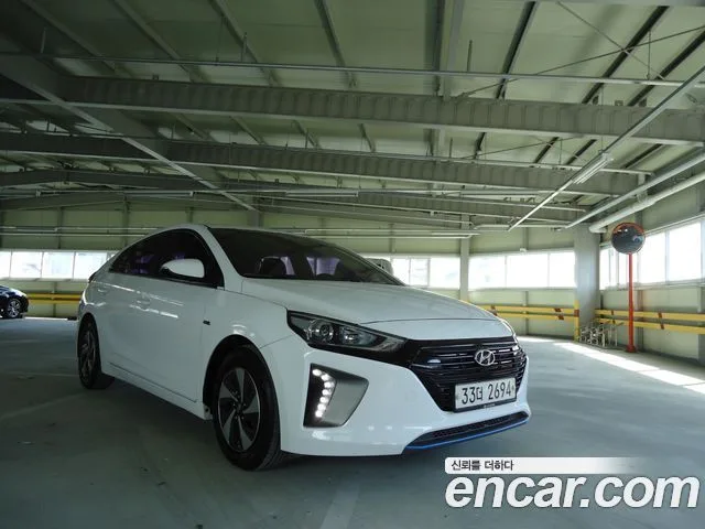 Hyundai Ioniq, 2017 — фото автомобиля из Кореи