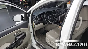 Kia Carnival, 2018 — миниатюра 10