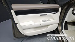 Genesis G90, 2022 — миниатюра 14