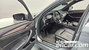 BMW 5-Series, 2017 — миниатюра 10