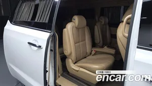 Kia Carnival, 2017 — миниатюра 12