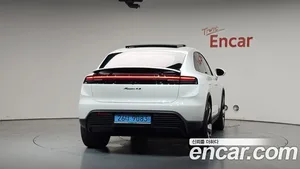 Porsche Macan, 2025 — миниатюра 4