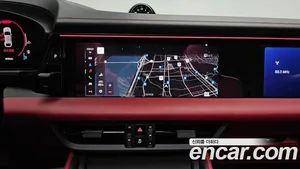 Porsche Macan, 2025 — миниатюра 13