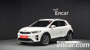 Kia Stonic, 2018 — миниатюра 1
