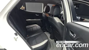 Kia Stonic, 2018 — миниатюра 10