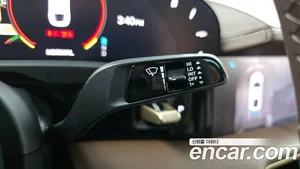 Porsche Taycan, 2023 — миниатюра 27
