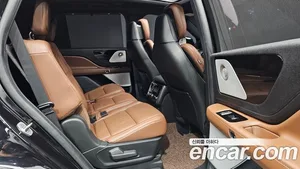 Lincoln Aviator, 2023 — миниатюра 18