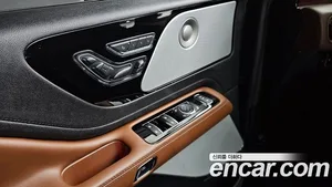 Lincoln Aviator, 2023 — миниатюра 28