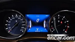 Maserati Quattroporte, 2020 — миниатюра 10