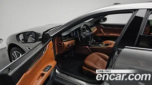 Maserati Quattroporte, 2020 — миниатюра 12