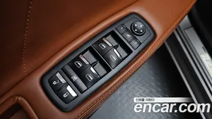 Maserati Quattroporte, 2020 — миниатюра 25
