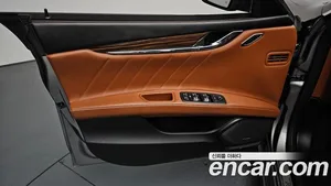 Maserati Quattroporte, 2020 — миниатюра 13