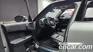 Mini Countryman, 2023 — миниатюра 13