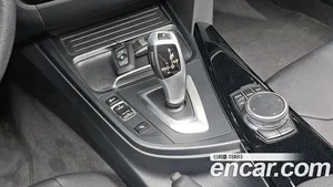 BMW 3-Series, 2018 — миниатюра 11