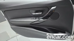 BMW 3-Series, 2018 — миниатюра 14