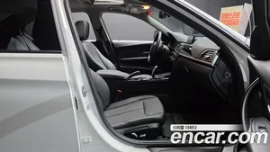 BMW 3-Series, 2018 — миниатюра 16