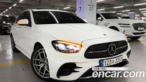 Mercedes-Benz E-Class, 2022 — миниатюра 2