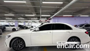 Mercedes-Benz E-Class, 2022 — миниатюра 5