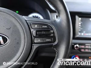 Kia Niro, 2016 — миниатюра 18