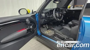 Mini Cooper, 2023 — миниатюра 10