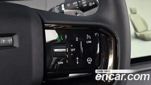 Land Rover Range Rover Evoque, 2025 — миниатюра 17
