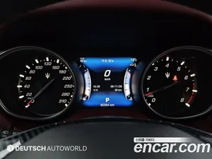 Maserati Levante, 2017 — миниатюра 8