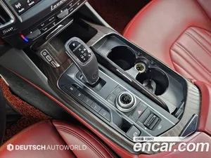 Maserati Levante, 2017 — миниатюра 9