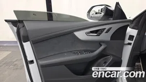 Audi Q8, 2023 — миниатюра 14