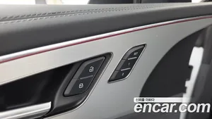 Audi Q8, 2023 — миниатюра 30