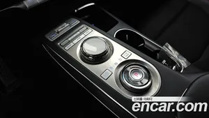 Genesis GV70, 2022 — миниатюра 12