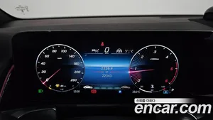 Mercedes-Benz GLB-Class, 2024 — миниатюра 11